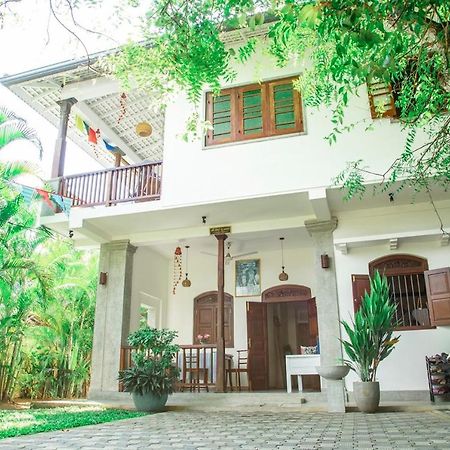 Old Chilli House Apartment Unawatuna Bagian luar foto