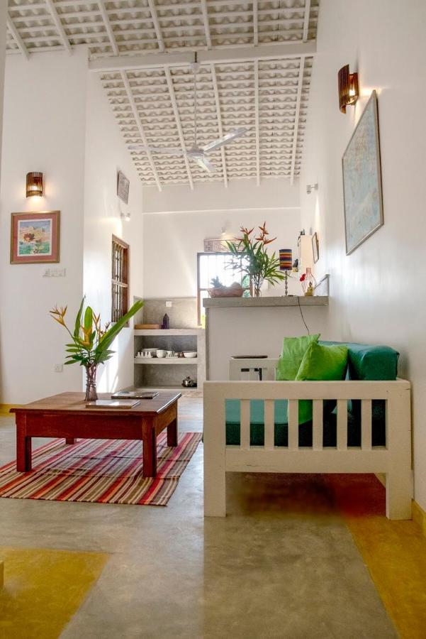Old Chilli House Apartment Unawatuna Bagian luar foto